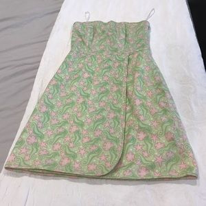 Vineyard vines strapless seahorse Dress size: 4 ❤️